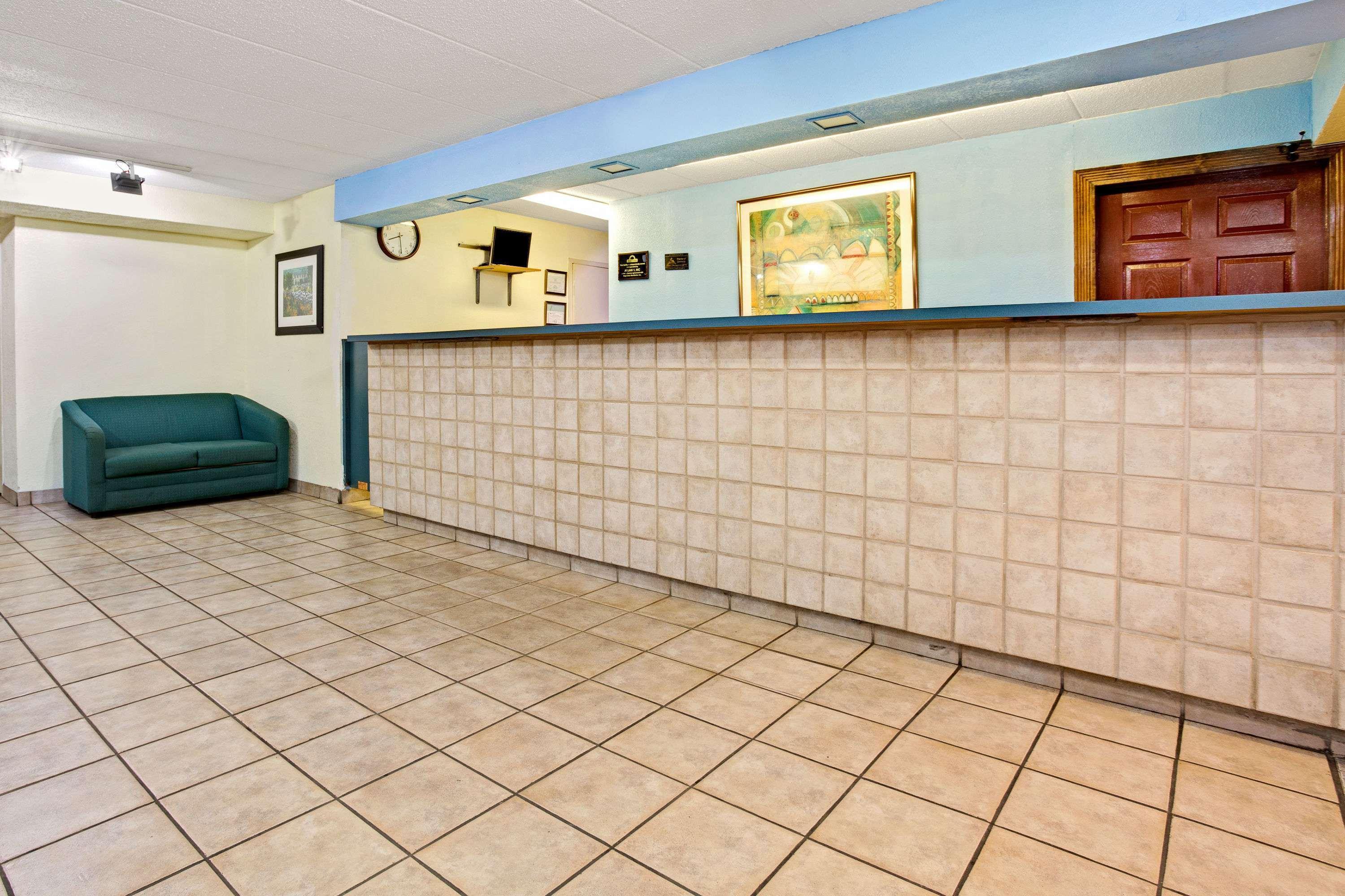 Days Inn By Wyndham Sharonville Esterno foto