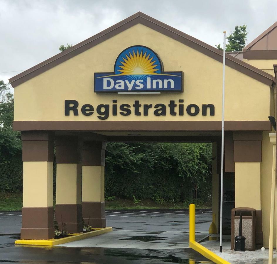 Days Inn By Wyndham Sharonville Esterno foto